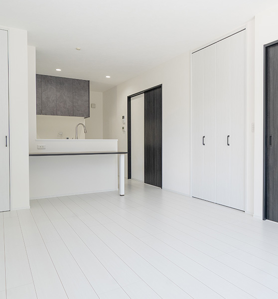 白の美しさが息づく、すっきりと整った家【京都府木津川市工務店 喜創 | 施工事例】